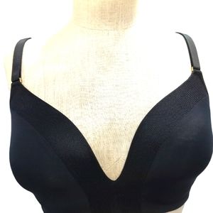 Lively The Mesh Trim No-Wire Bra Sz 34DD Black
